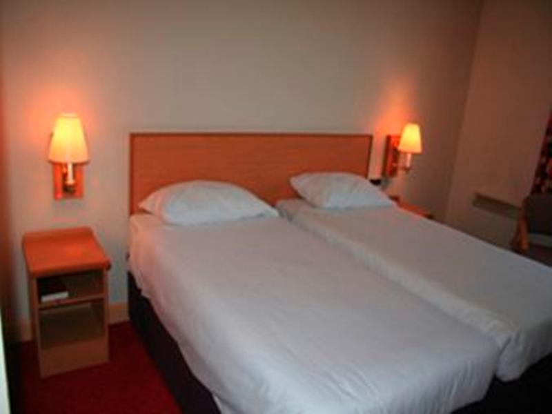 Days Inn Tewkesbury Strensham Bagian luar foto